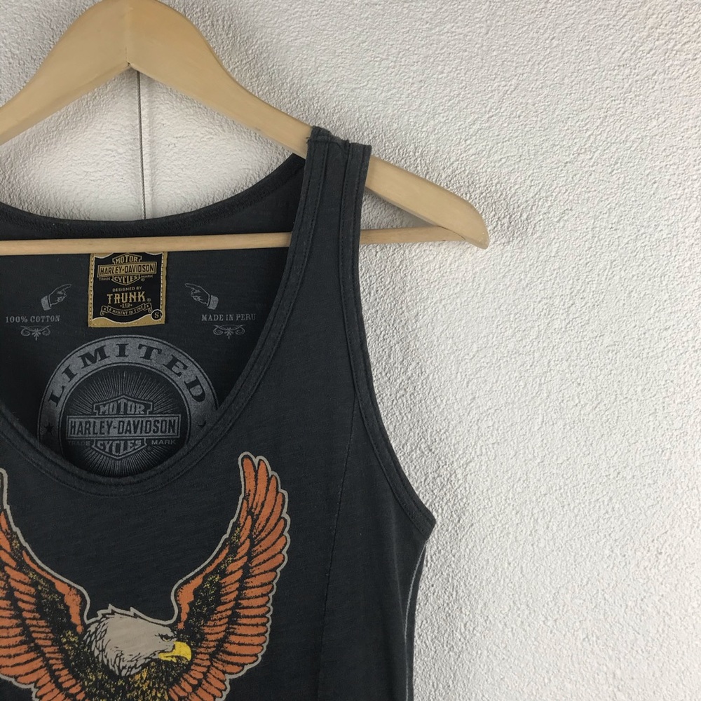 SOLD l Harley TRUNK Moment In Time Bleach Tank - Picture 3 of 13